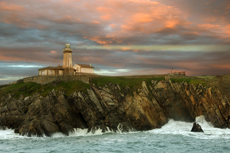 El Ferrol Lighthouse Нажмите на изображение, чтобы посмотреть его на полном экране.