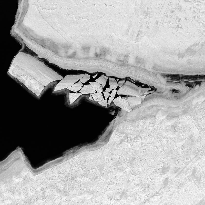 арктические льды Оки Нажмите на изображение, чтобы посмотреть его на полном экране.
