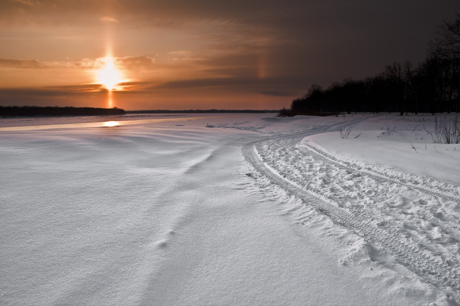 Зимний закат на Оке Нажмите на изображение, чтобы посмотреть его на полном экране.