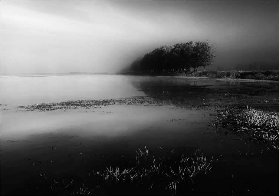 Озеро Нажмите на изображение, чтобы посмотреть его на полном экране.